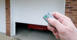 Купить автоматику для рулонных ворот Апатиты, цена от 2803 руб.